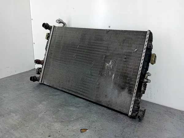 Conjunto de refrigeração VW Polo IV 1.4 16V image 3