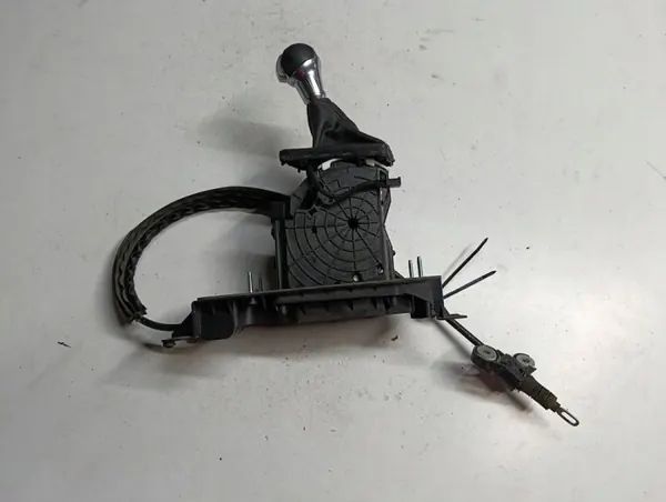 Audi Q2 16-19 2.0 TDI Schaltgestänge OEM 5Q0713085B image 5
