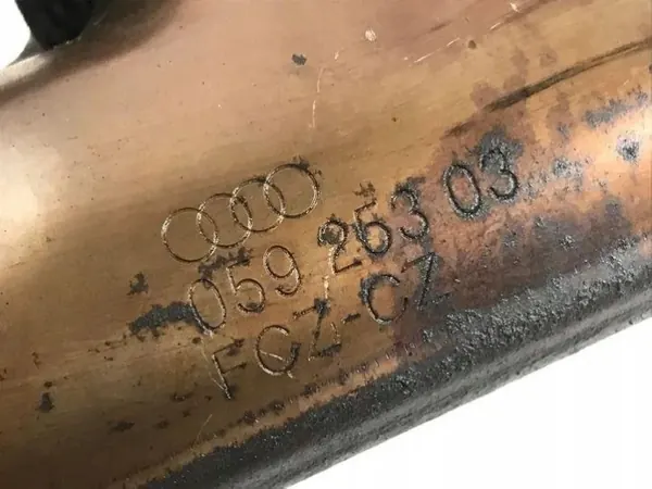 Pakoputken Keräin OEM 059253033AQ Audi A7 3.0L Diesel image 3