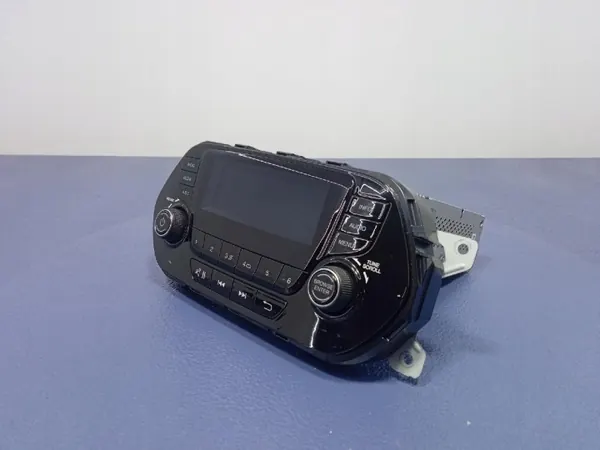 Fiat Tipo II Werksradio OEM 07356542520 image 3