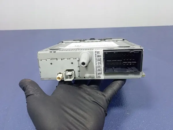 Fiat Tipo II Werksradio OEM 07356542520 image 4