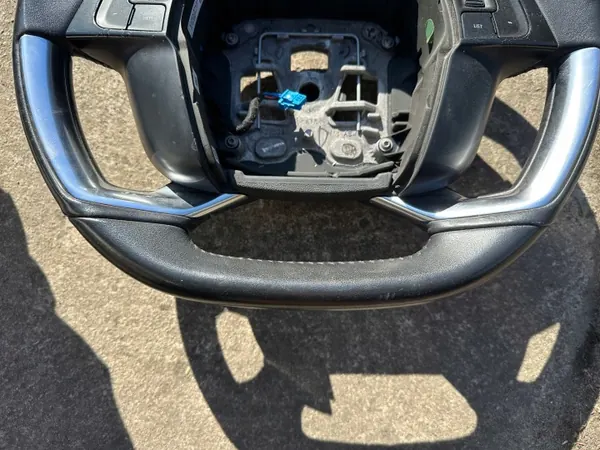 Nahkaohjainpyörä OEM KIEROWNICA SKÓRA Citroen C4 Picasso II:lle image 5