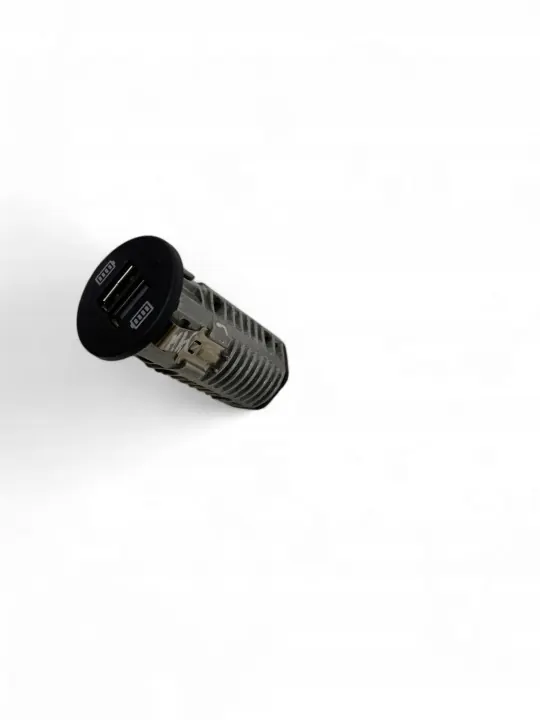 Prise USB Porsche Macan OEM 95B035222A - Occasion image 5