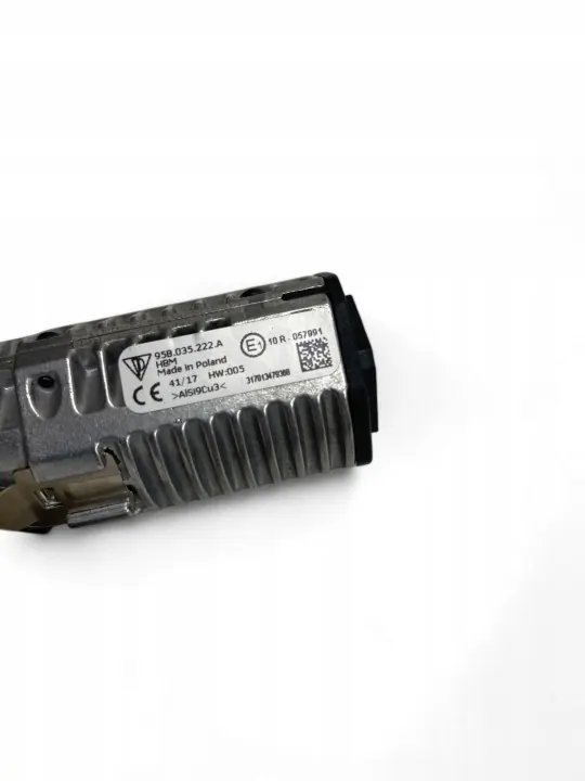 Prise USB Porsche Macan OEM 95B035222A - Occasion image 7
