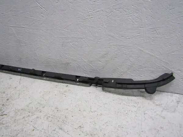 Deslizamento de para-choque traseiro Mercedes-Benz A W177 A1778855401 image 2