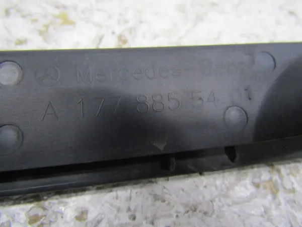 Deslizamento de para-choque traseiro Mercedes-Benz A W177 A1778855401 image 5