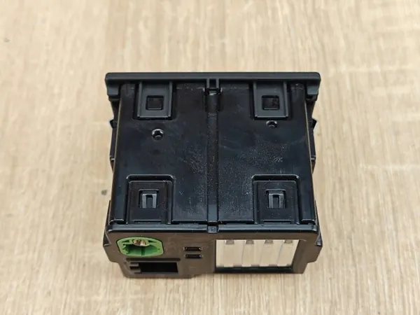 Pieza Audi A6 Allroad C7 2016 OEM 4G0035736 Usada image 4