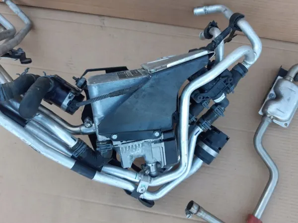 Audi Q7 Lift OEM 4L0265105N 4L0910105 - Usado image 8