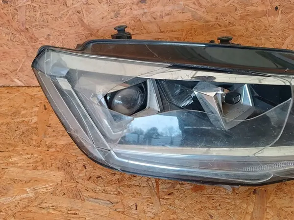 Oikea Ajovalo VW Caddy Bi-Xenon LED 2K1941032A image 5