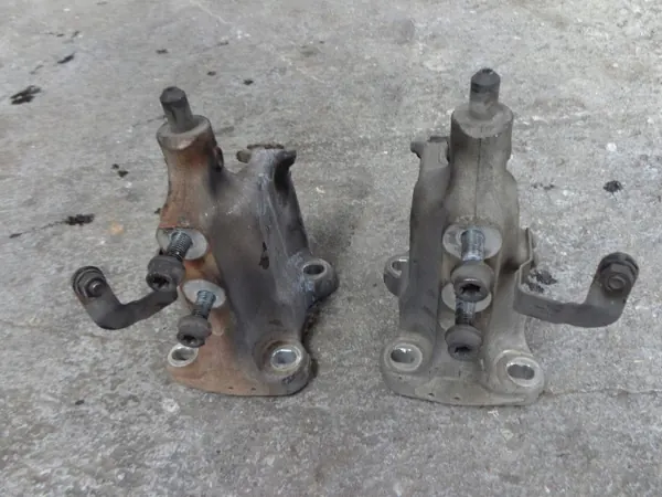 Torre Suspensión Cabina Scania OEM 1788234 - Usado image 2