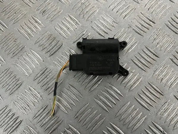 Lancia Delta III Heizungsmotorstecker OEM 0132801312 image 2