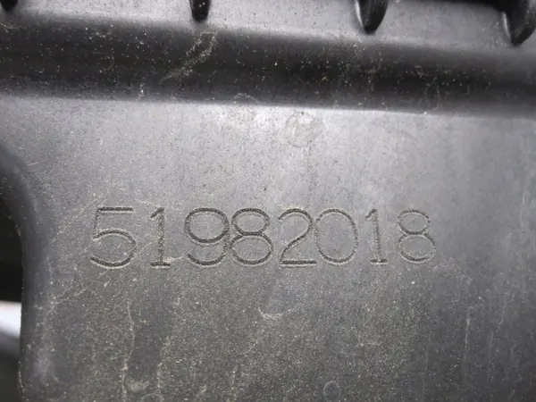 Luftfilterhus Fiat OE OEM 51982018 - Begagnad image 7