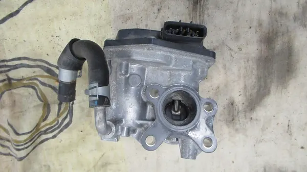 EGR-venttiili Nissan Qashqai II J11 1.6 DIG-T 163HV OEM image 2
