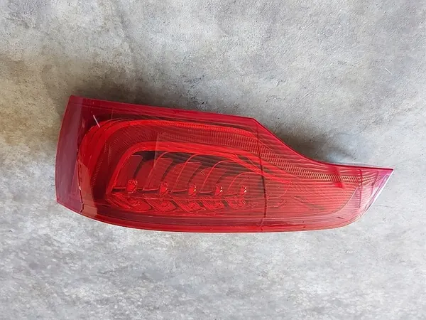 AUDI Q7 4L LIFT LUZ TRASERA DERECHA USA 4L0945094G image 3