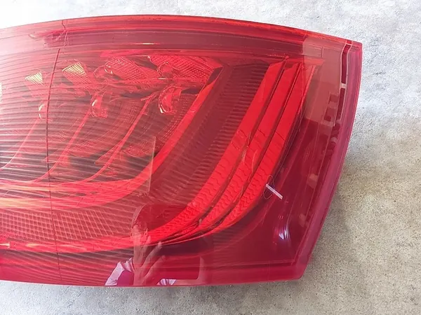 AUDI Q7 4L LIFT LUZ TRASERA DERECHA USA 4L0945094G image 4