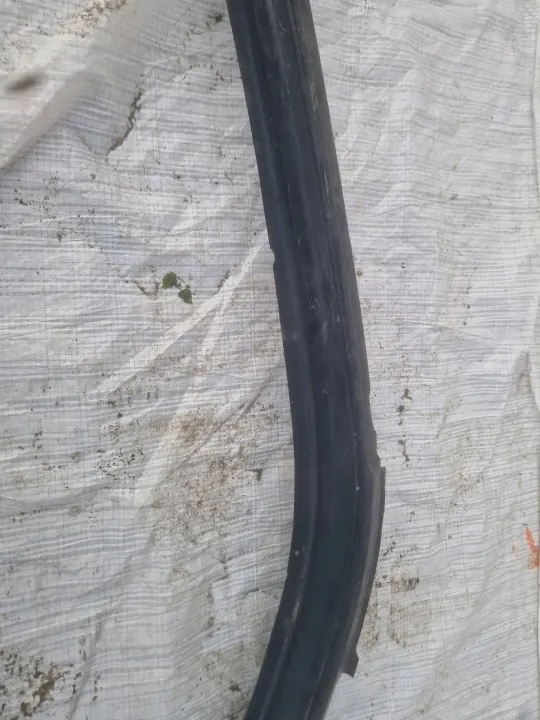 Garniture de pilier pare-brise avant VW Polo 6N3 image 3