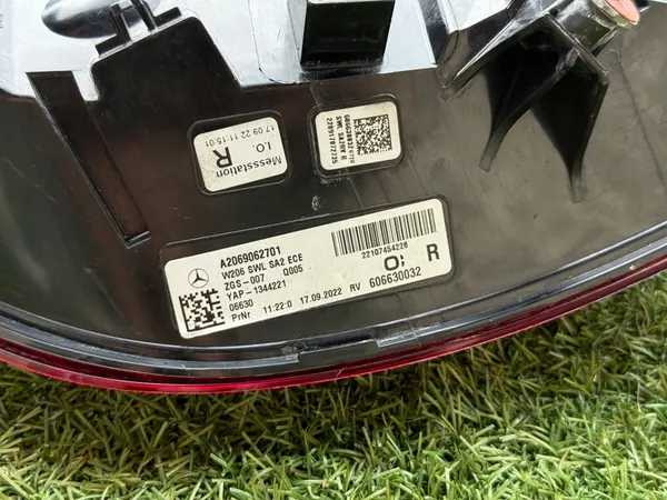 Rechter Achterlicht Mercedes C-Klasse W206 a2069062701 image 3