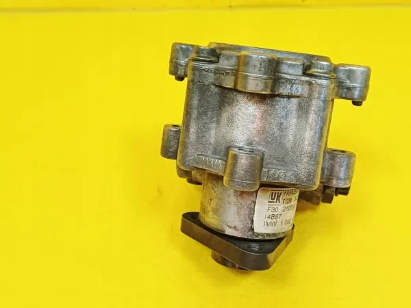 Pompe de direction OEM DRC100134 pour BMW E36 1.6 Essence image 9