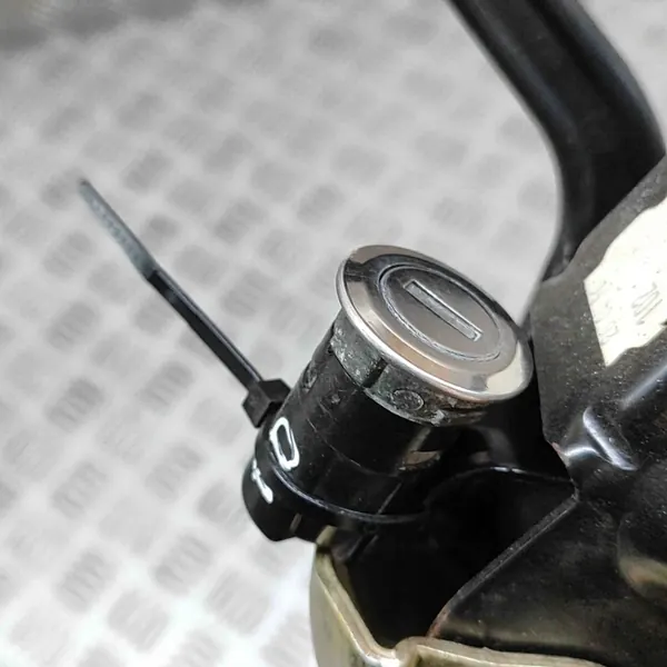 Motor de Arranque Fiat Barchetta OEM 7736713 Usado image 8