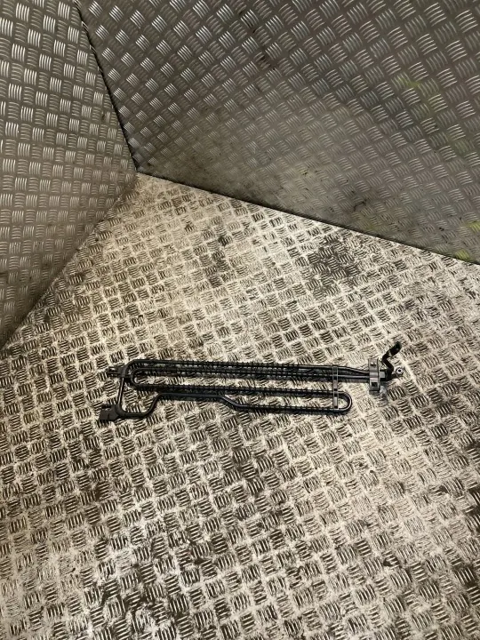 Mercedes-Benz SLK R172 Servokühler OEM 1724603824 image 2