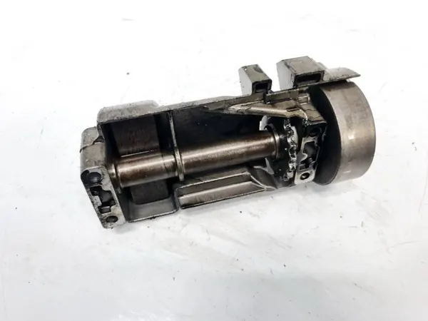 Öljypumppu OEM 059103337B Skoda Superb 2.5L image 3