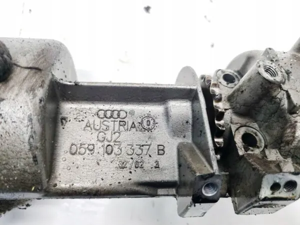 Öljypumppu OEM 059103337B Skoda Superb 2.5L image 4