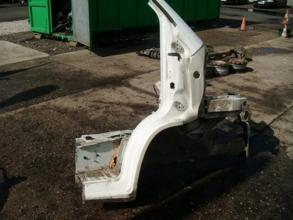 OEM RTEKO LUK3925 Höger Framlångbalk image 4