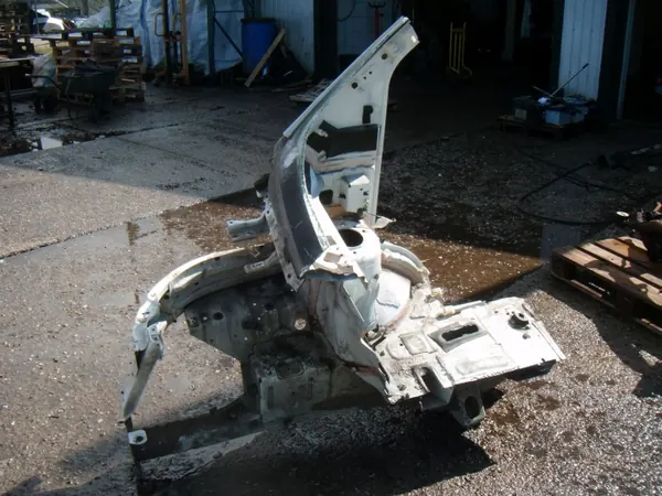 OEM RTEKO LUK3925 Höger Framlångbalk image 6