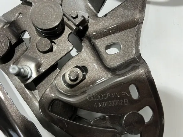 Bisagra de Capó Derecha Delantera Audi Q7 II OEM 4M0823302B image 7