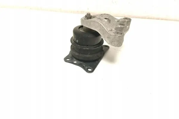 Soporte de motor derecho VW POLO 1.2L 2017 6C0199167B image 3