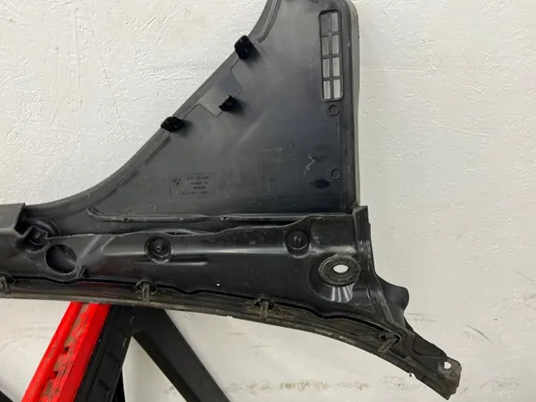BMW 5 F10 F11 Kunststoff Scheibenwischerblech OEM 7203124 7216977 image 6