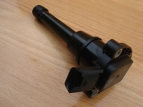 VW Audi Öljytason anturi 06L907660 image 2