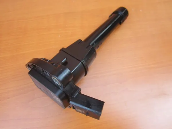 VW Audi Öljytason anturi 06L907660 image 8