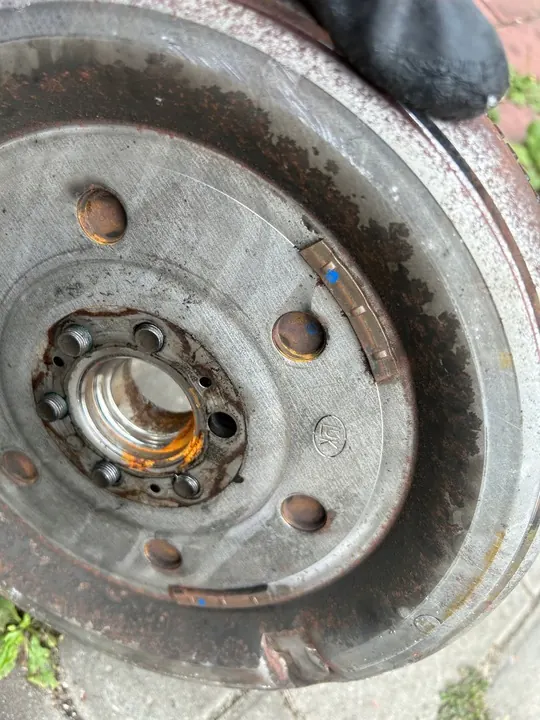 Volante de Dupla Massa 04L105266F VW Transporter T6 2.0 TDI image 3