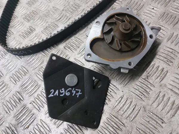 Kit de Distribution Renault Scenic II 1.9 DCI d'Occasion OEM image 4