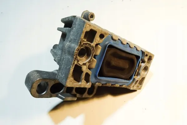 Supporto motore destro VW PASSAT VARIANT B7 1K0199262CR image 2