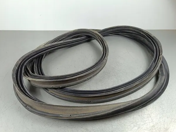 2025 Hyundai Santa Fe V MX5 Joint de coffre FOB55673 image 3