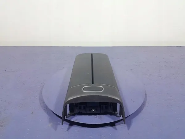 Accoudoir console centrale Mercedes Classe A W177 OEM 1358450 image 2