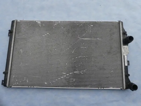 Radiador de agua VW Beetle Cabrio image 2