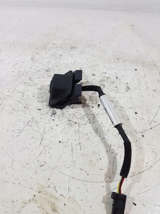 PEUGEOT 308 T9 Cámara Trasera 9812503980 image 3