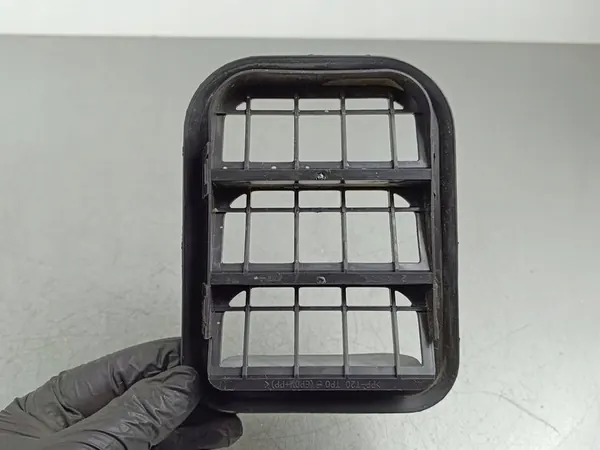 Grille de ventilation MG ZS 2023 image 2