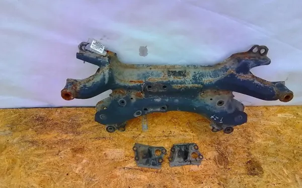 Toyota Avensis T27 Voorslee OEM Wrakowisko-2547- image 2