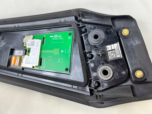 Câmera pilar direito Tesla Model 3 Lift 2023 OEM 1734282-00 image 8