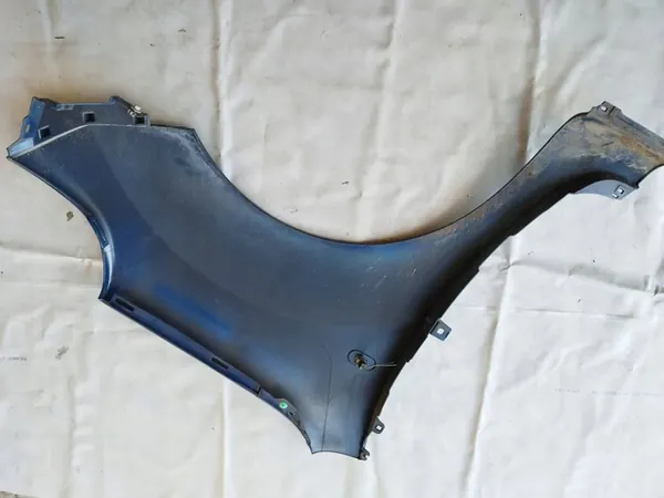 Fram vänster skärm Renault Kangoo II 2014 OEM 631011368R image 2
