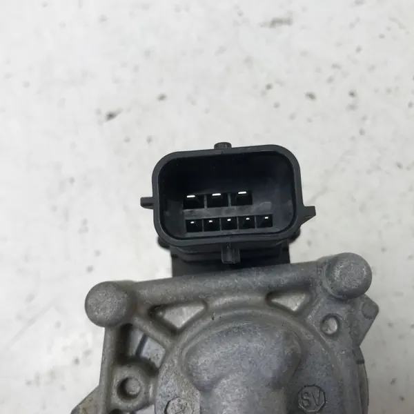 Kopplingsoljepump OEM 32249571 för Volvo XC40 2024 image 3