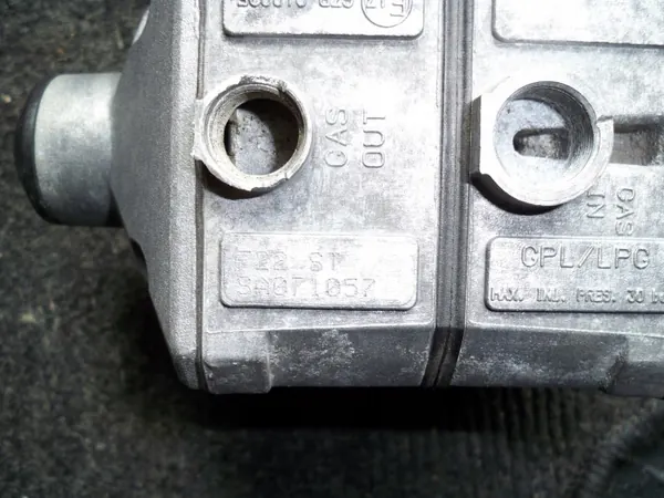 Redutor de gás GPL OEM 6R0133669A para Audi VW Polo 6R image 9