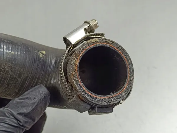 Jeep Wrangler EGR-putki OEM 68441033AA - Käytetty image 3