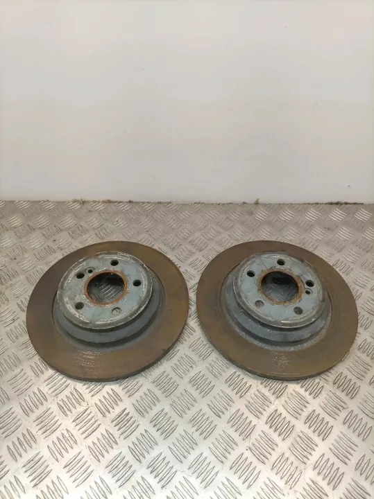 Gebruikte linker achter remschijf OEM A2304230712 image 2