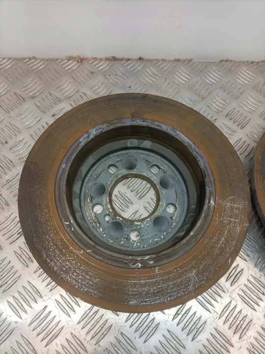 Gebruikte linker achter remschijf OEM A2304230712 image 5
