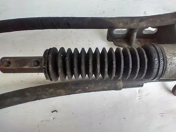 AUDI 80 B4 1.6 8V Caixa de Direção 893422065K image 8